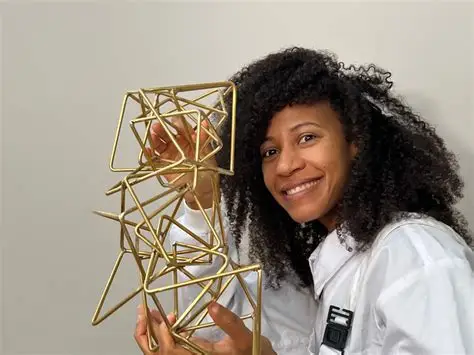 Sénégal / Italie : CAROLINE GUEYE EXPOSE L'INSTALLATION « WURUS » AU PAVILLON SENEGALAIS DE LA BIENNALE DE VENISE