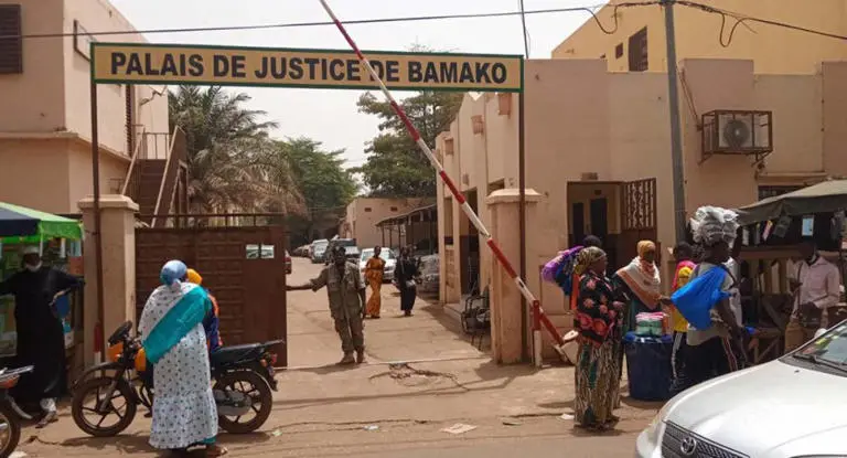 Mali : DIX RESSORTISSANTS CHINOIS MAINTENUS EN DETENTION POUR L'EXPLOITATION D'UN CASINO CLANDESTIN A BAMAKO
