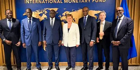 Sénégal : ACCORD AVEC LE FMI : DAKAR FACE AU DEFI DE LA RESTRUCTURATION DE SA DETTE ET DU MAINTIEN DES DEPENSES SOCIALES