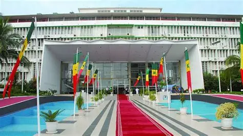Assemblée nationale : LE LEGISLATIF ET L'EXECUTIF DE NOUVEAU A COUTEAUX TIRES A PROPOS DES « FONDS SPECIAUX »