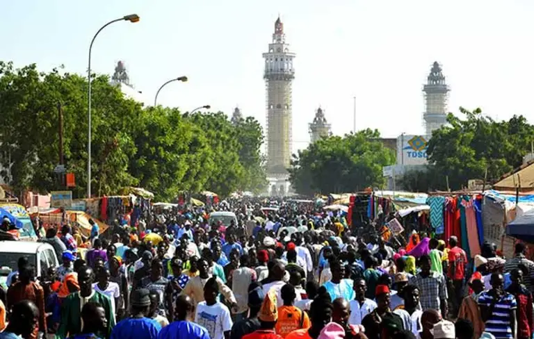 5 millions de pèlerins à Touba : LE MIRACLE LOGISTIQUE D'UNE CITE SANS HOTELS DECRYPTE PAR UN CHERCHEUR