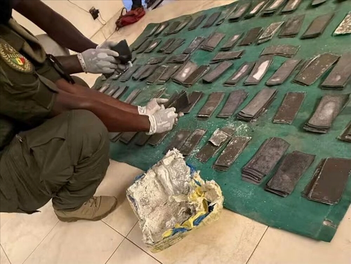 Sénégal : SAISIE A DAKAR DE BILLETS NOIRS POUR PRES DE 200 MILLIONS DE FRANCS CFA