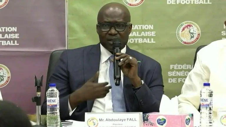 Football : LA FSF DEBALLE TOUT SUR LE « CHANTAGE » CONTRACTUEL DE PAPE THIAW