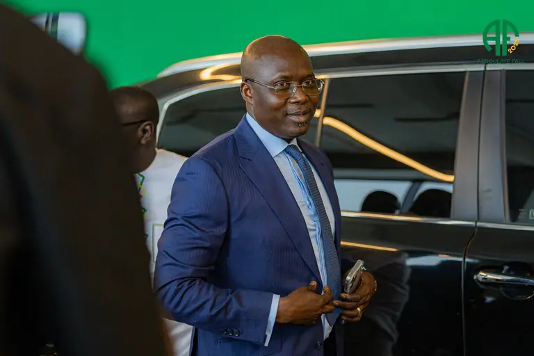 Football : LE JOURNALISTE ROMAIN MOLINA INDEXE LA GESTION CALAMITEUSE D'ABDOULAYE FALL DE LA FSF
