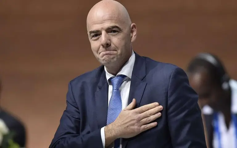 FOOTBALL BUSINESS | Face au tollé général, la FIFA abandonne son projet d'investissements privés