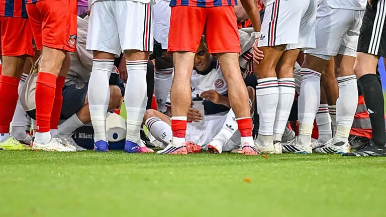 Football : LE MILIEU DE TERRAIN DU BAYERN, MUSIALA, REVELE UN PROBLEME NEUROLOGIQUE